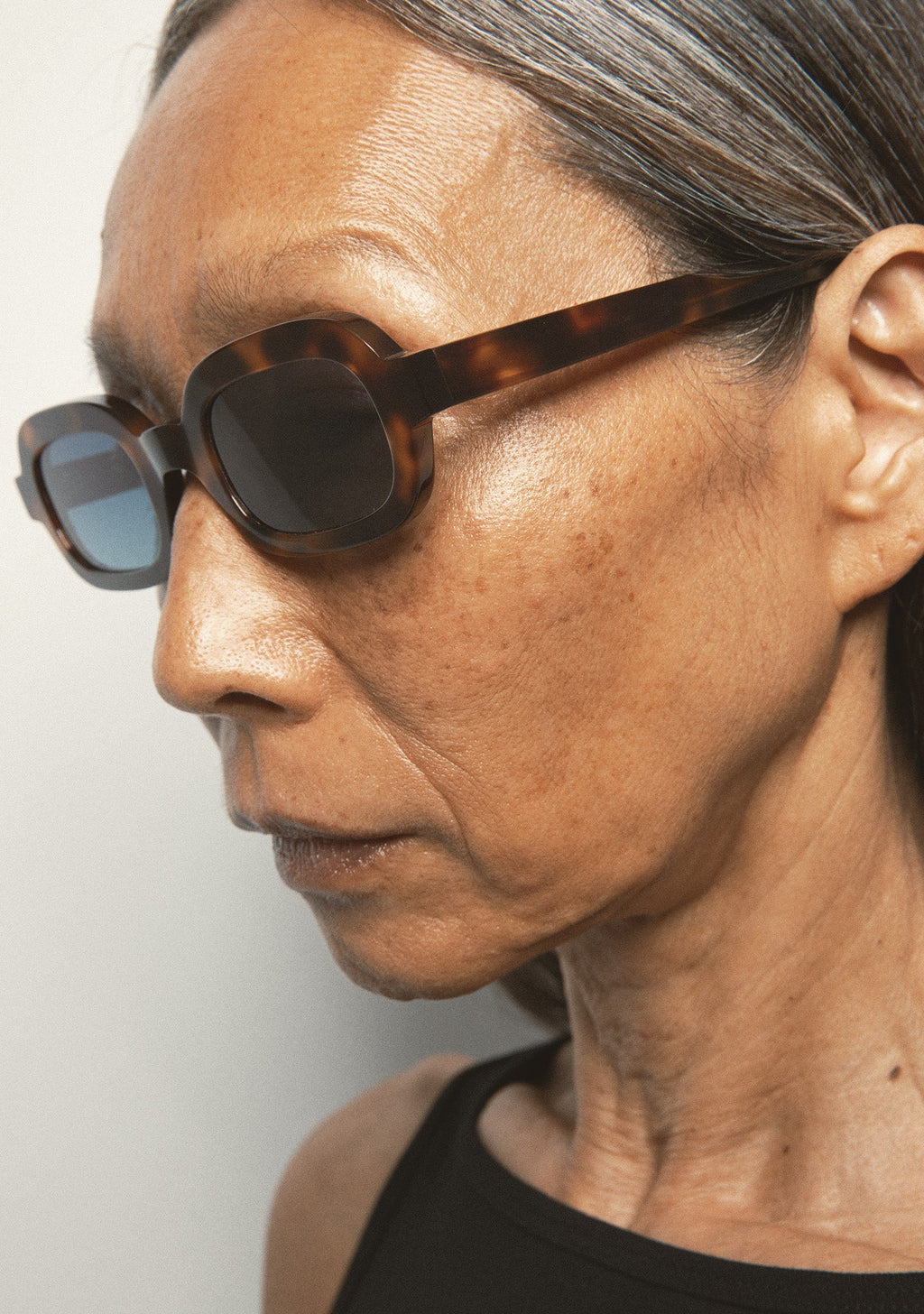 Lunettes de soleil Kaleos Lilly havane, vue 5